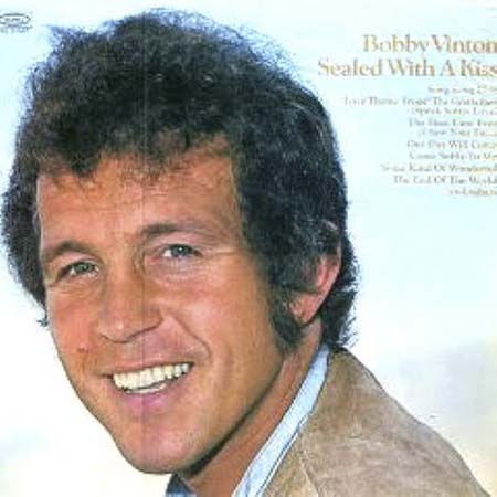 Albumcover Bobby Vinton - Sealed With A Kiss